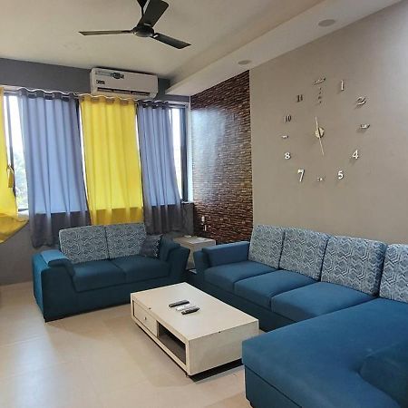 Rk 2 And 3 Bedroom Penthouse Panaji Luaran gambar