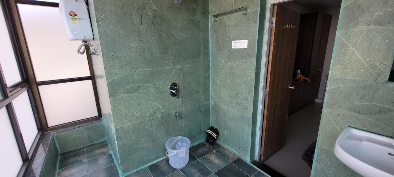 Rk 2 And 3 Bedroom Penthouse Panaji Luaran gambar